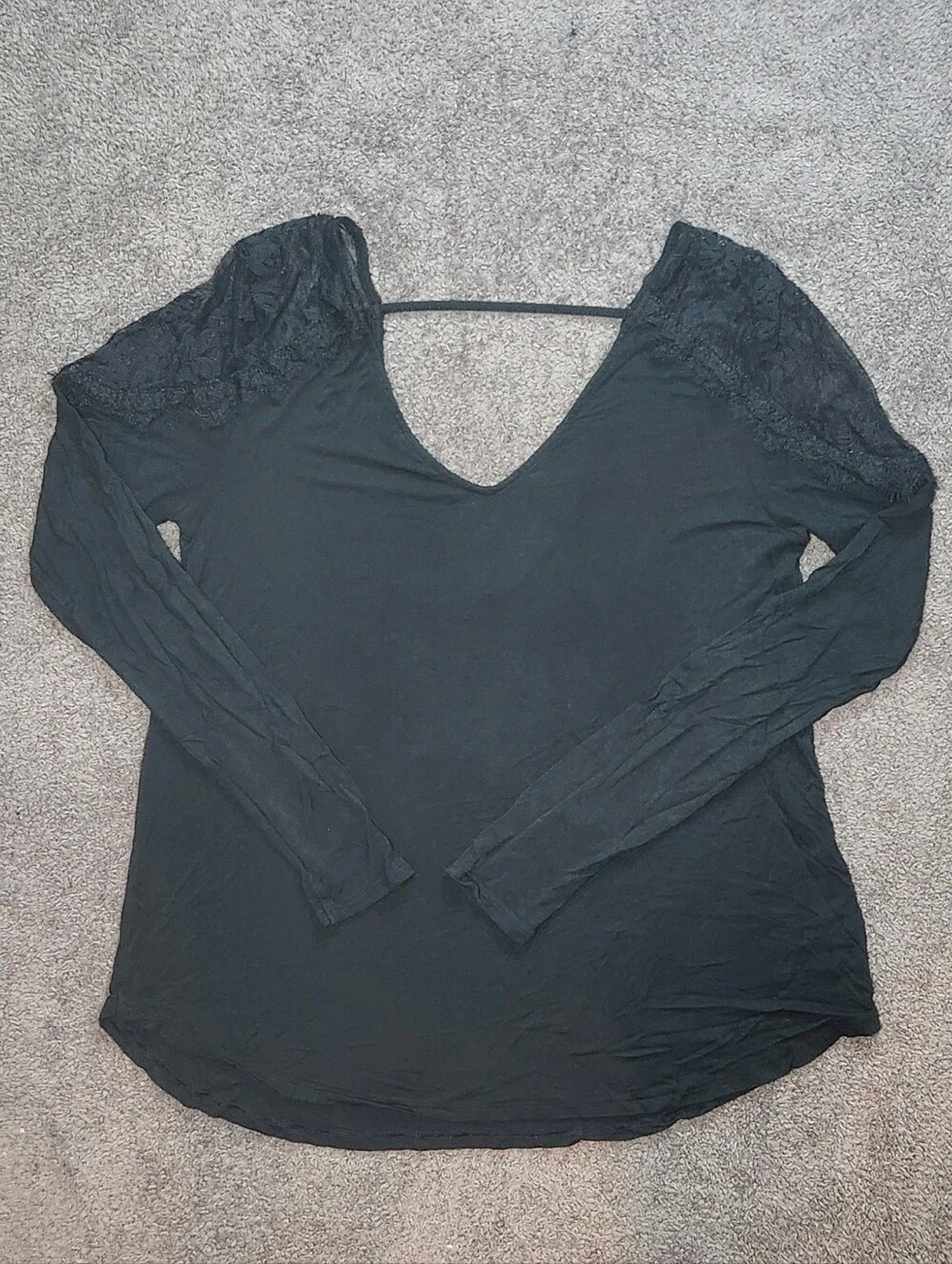 Black American Eagle Outfitters Long Sleeve Shirt Lace Shoulders V-Neck Strap
